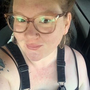 Meet your Posher, Candra